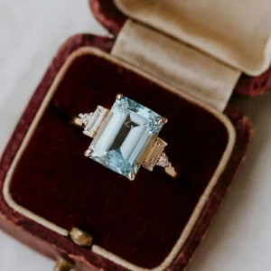 emerald cut aquamarine